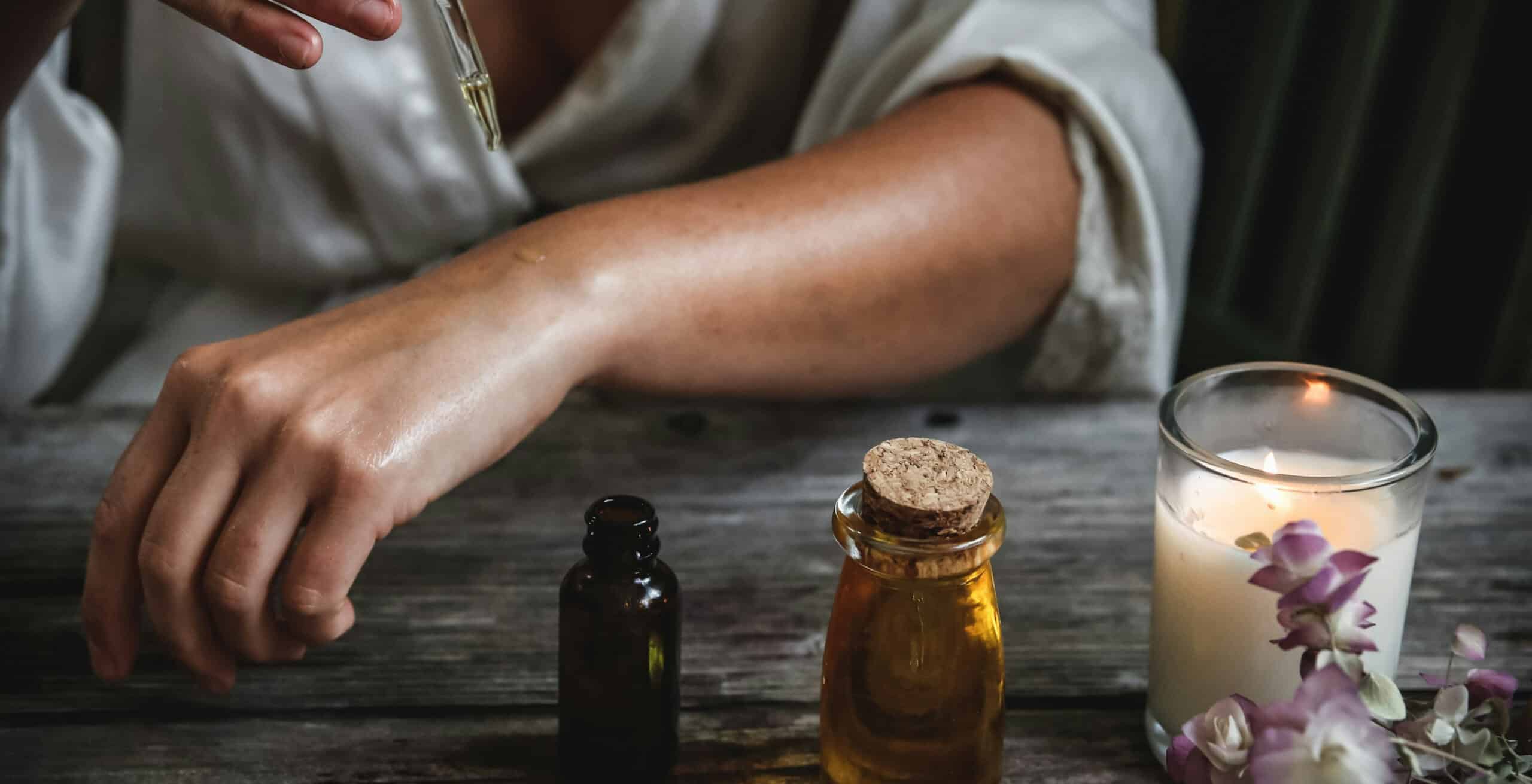Kerala wellness retreat – Ayurveda massage with aromatic oils