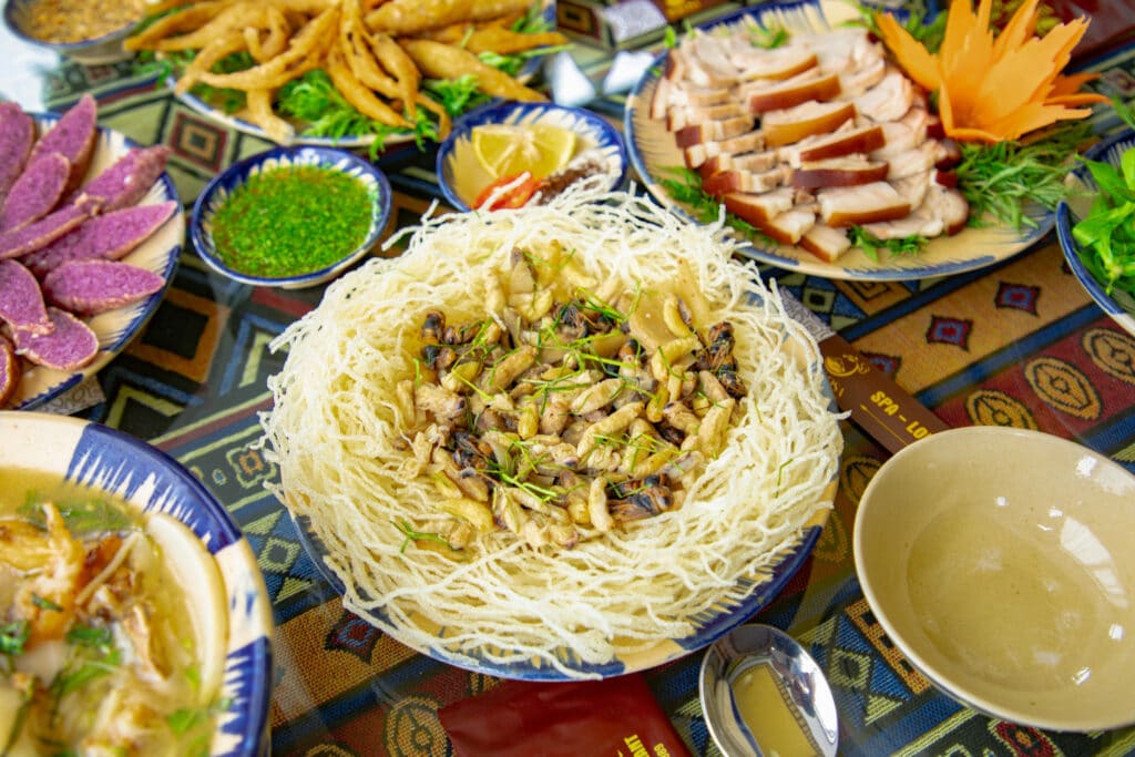 Hanoi Old Quarter Street Food Tour
