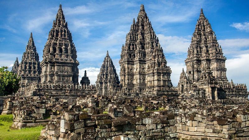 Java Cultural Tours — History, Culture & Volcanoes